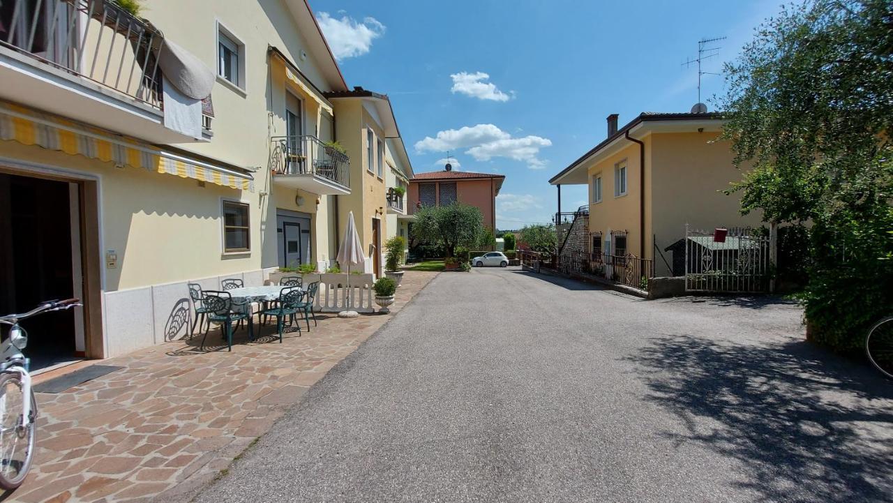 Narcisa Patio Apartment Bardolino Exterior photo